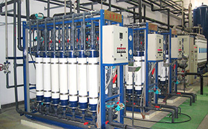 超濾系統(tǒng)與活性炭過濾器,企業(yè)該選擇哪一個?